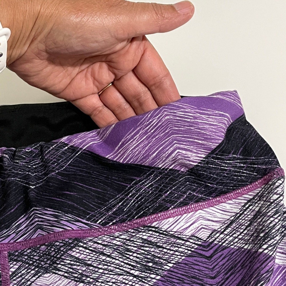 ODODOS Capri Leggings Women XL Purple Geometric Bold Athletic Pocket Performance - Picture 5 of 8